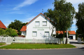 Отель Frühstückspension Sterr  Штеберсдорф